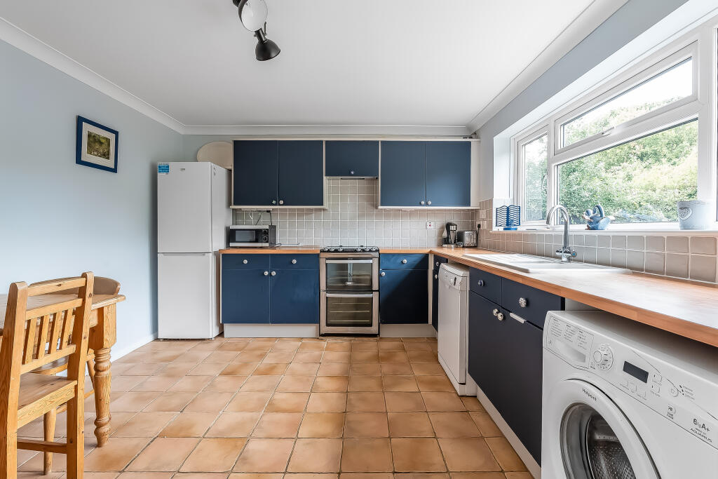House in Tonbridge - View 2