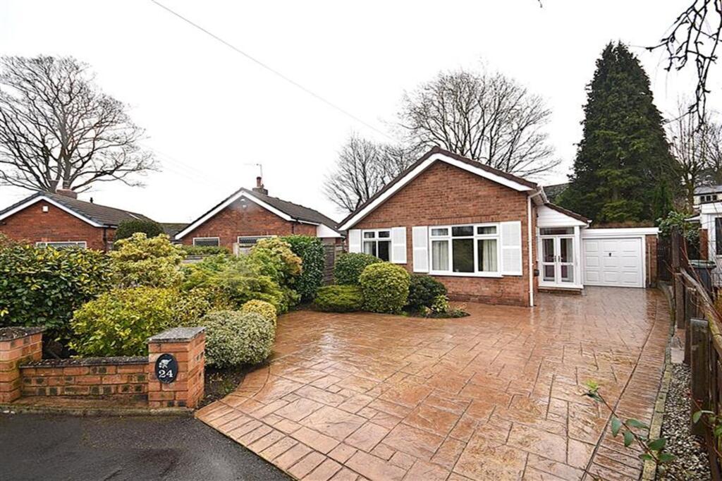 2-bed detached on Bollinbarn, Macclesfield, SK10, £335,000