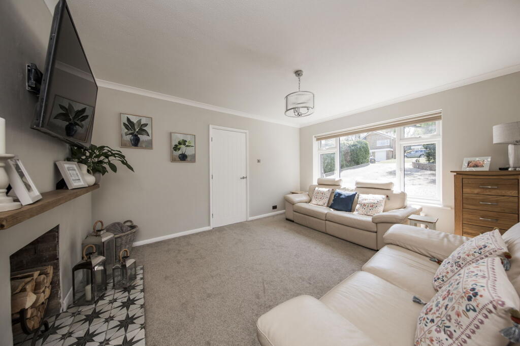 St Richards Road, Crowborough photo 3