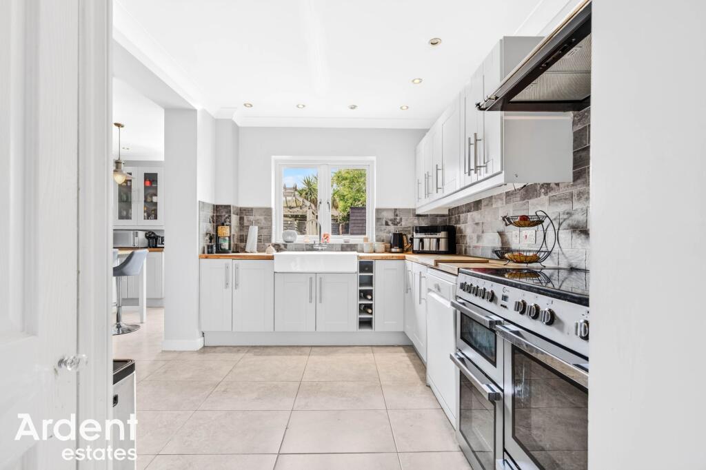 House in Maldon, Tollesbury - More