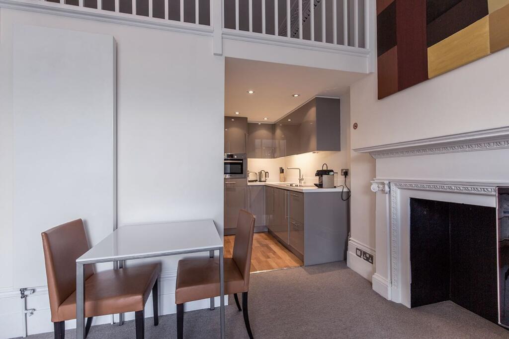 Ground floor studio flat for rent