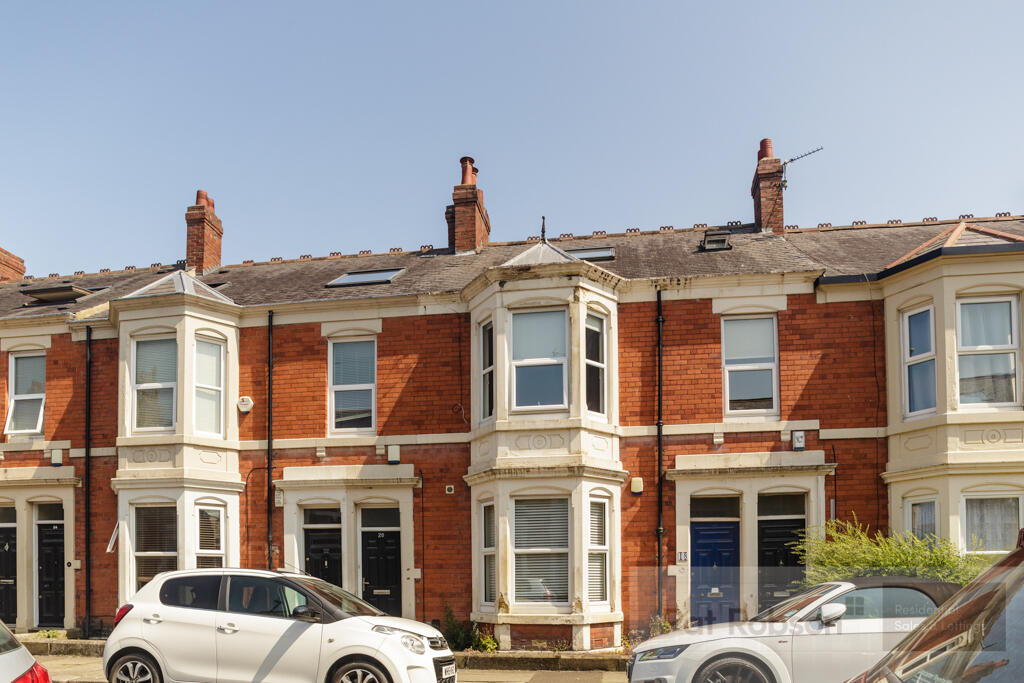 Apartment in Newcastle upon Tyne - View 3