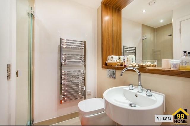 Apartment in London, Bethnal Green - More