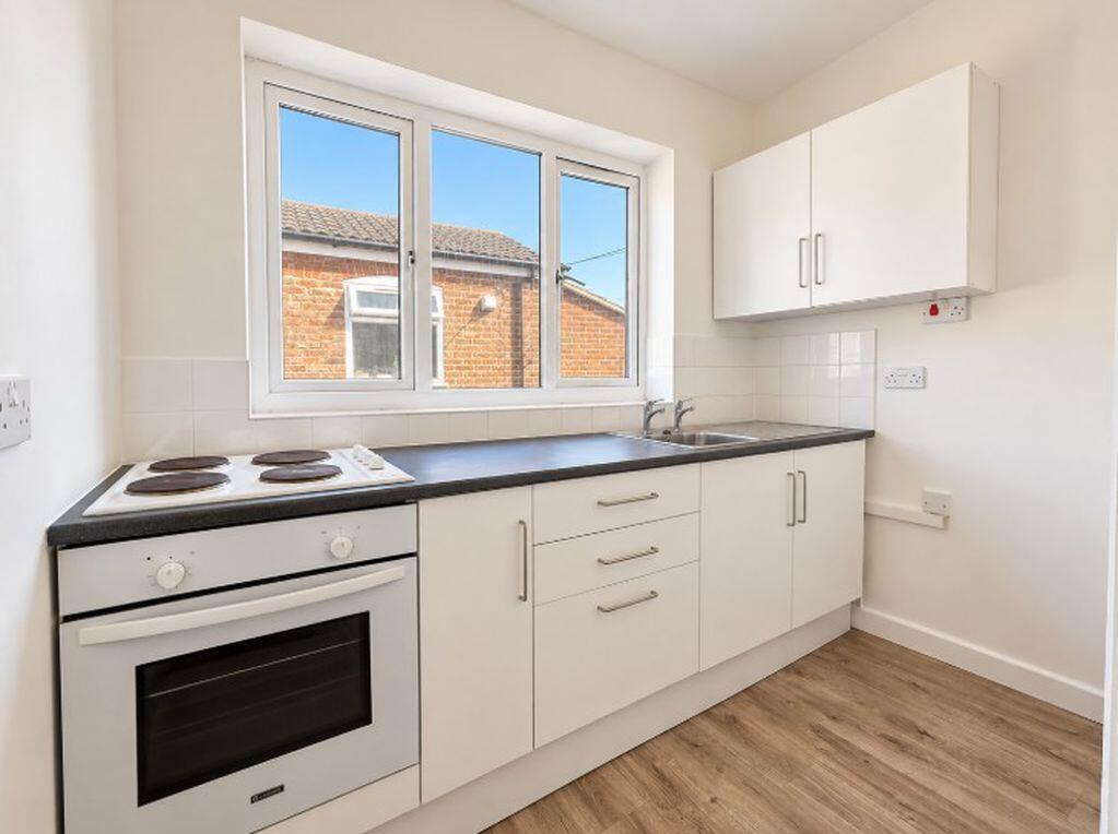 Apartment in Portsmouth - View 4