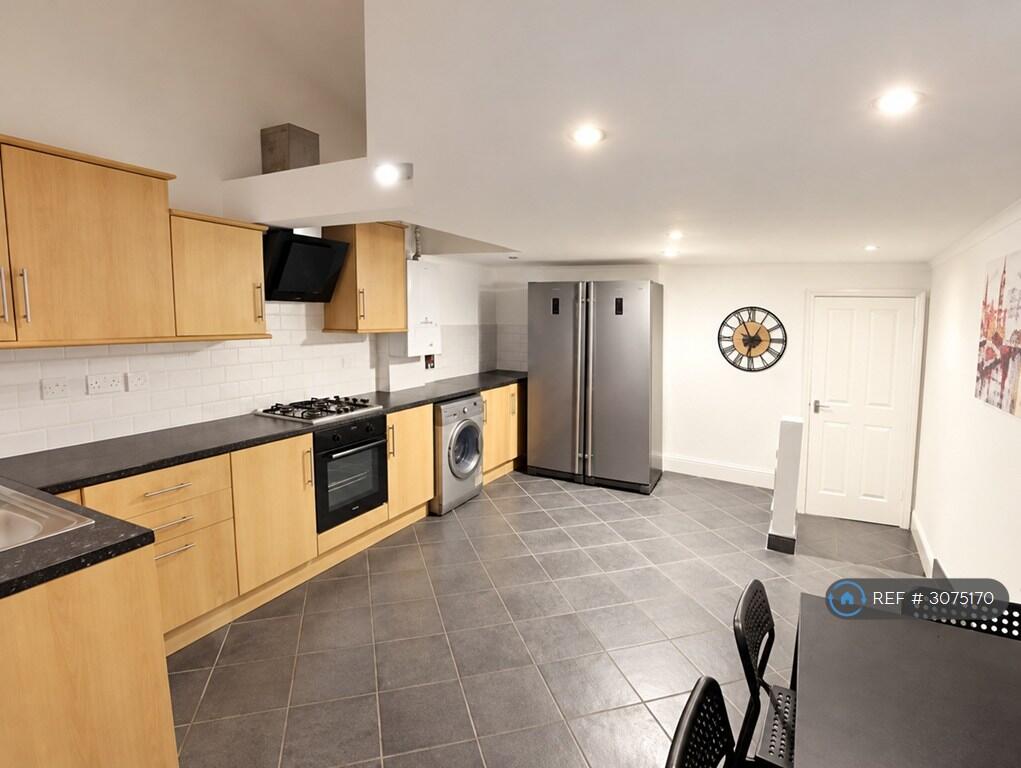 Main image of property: Grange Avenue, Reading, RG6