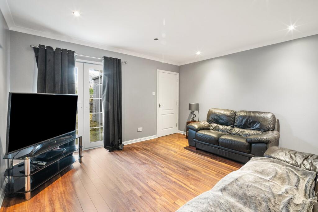 3, Moore Place, Stevenston, KA20 photo 4