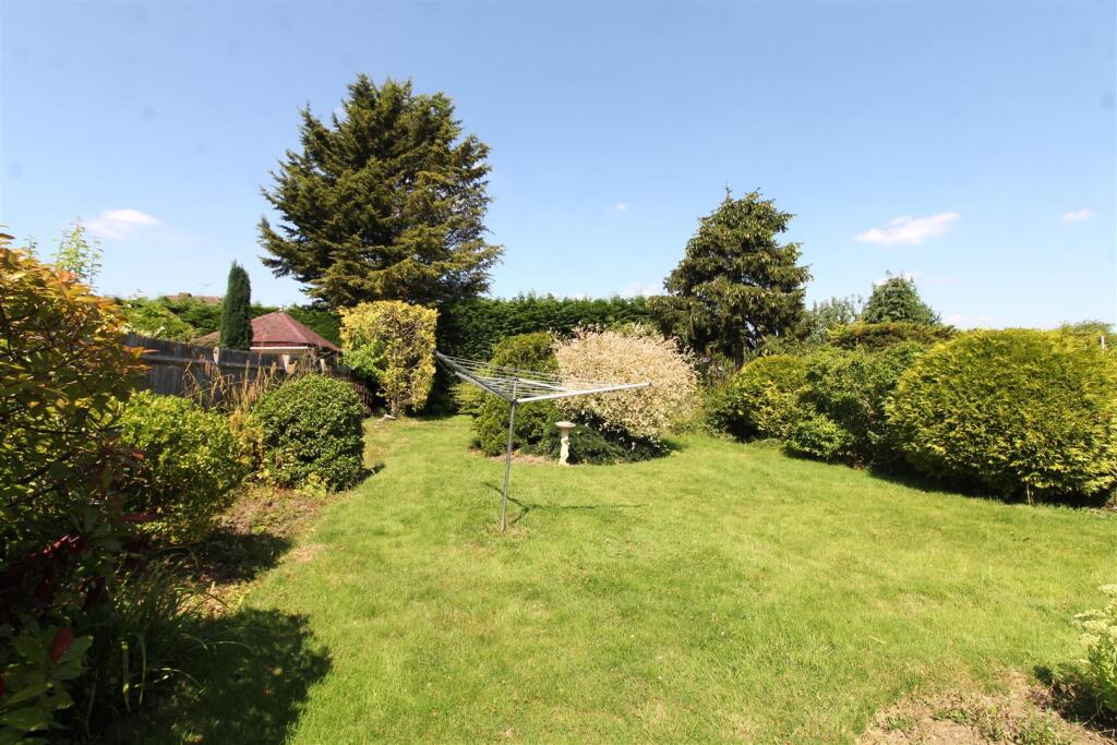 The Drive, Potters Bar photo 4