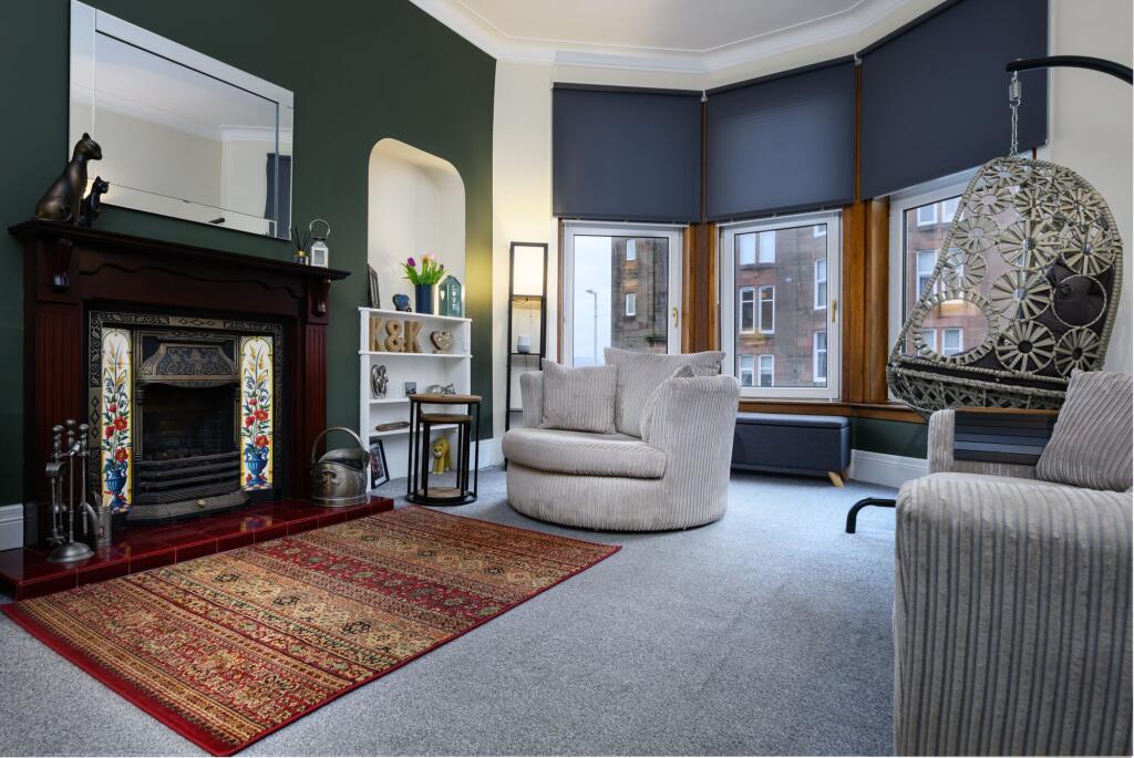 Main image of property: Ashburn Gate, Gourock, PA19