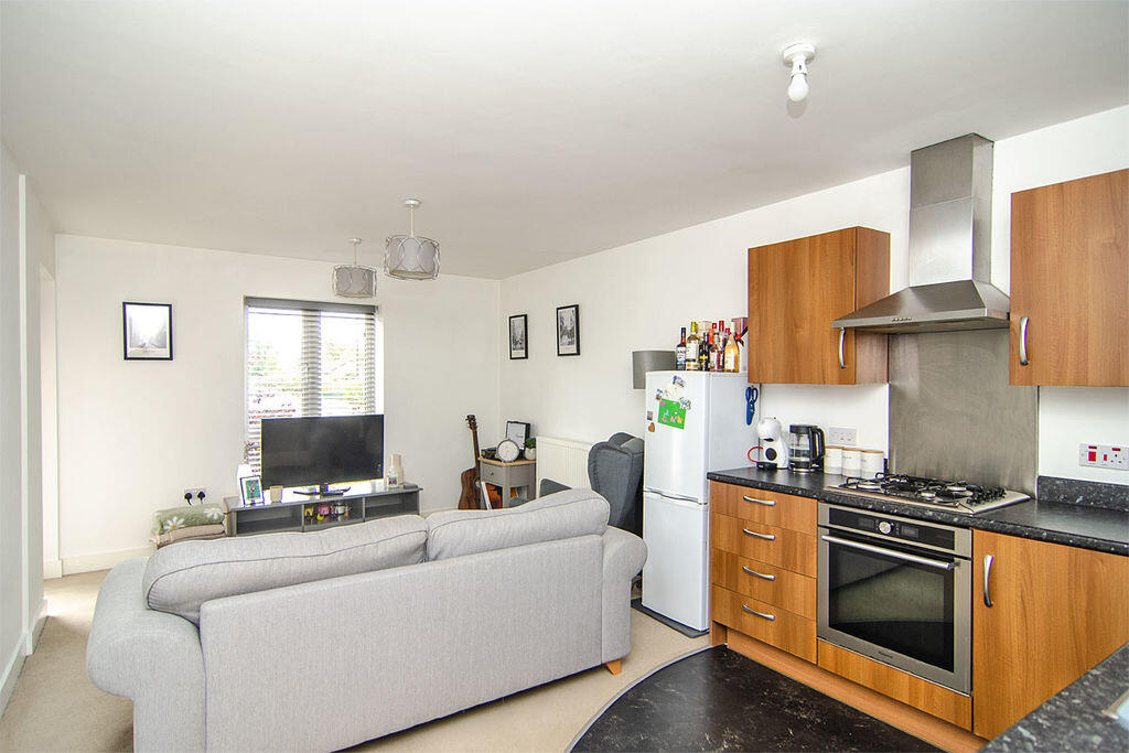 Apartment in Lichfield, Armitage with Handsacre - View 5
