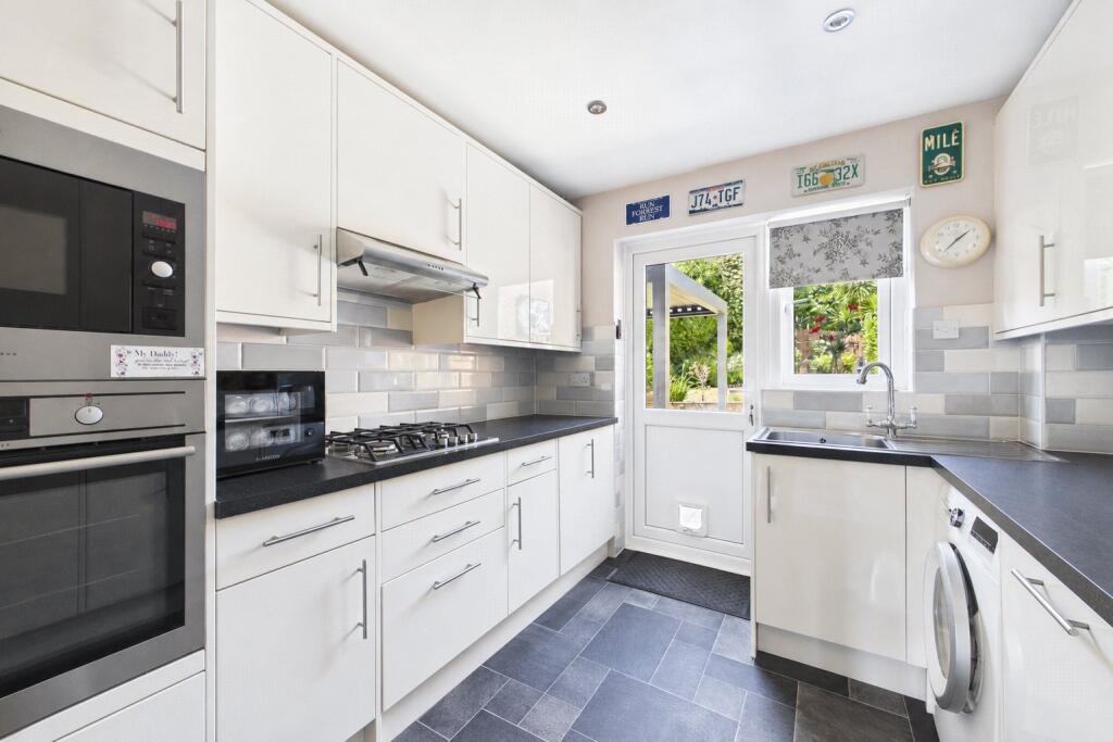 House in Reading, Little Heath, Tilehurst - View 3