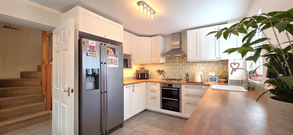 House in Devizes, Wiltshire - View 4