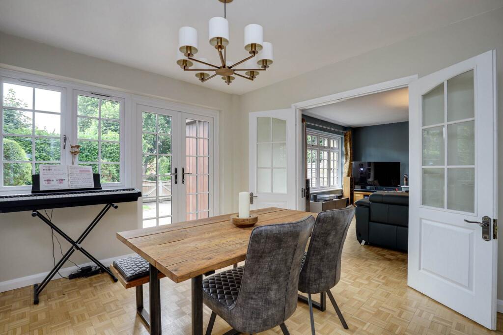 House in Reading, Emmer Green - View 4