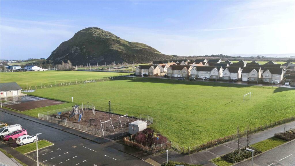 House in North Berwick, East Lothian - View 2
