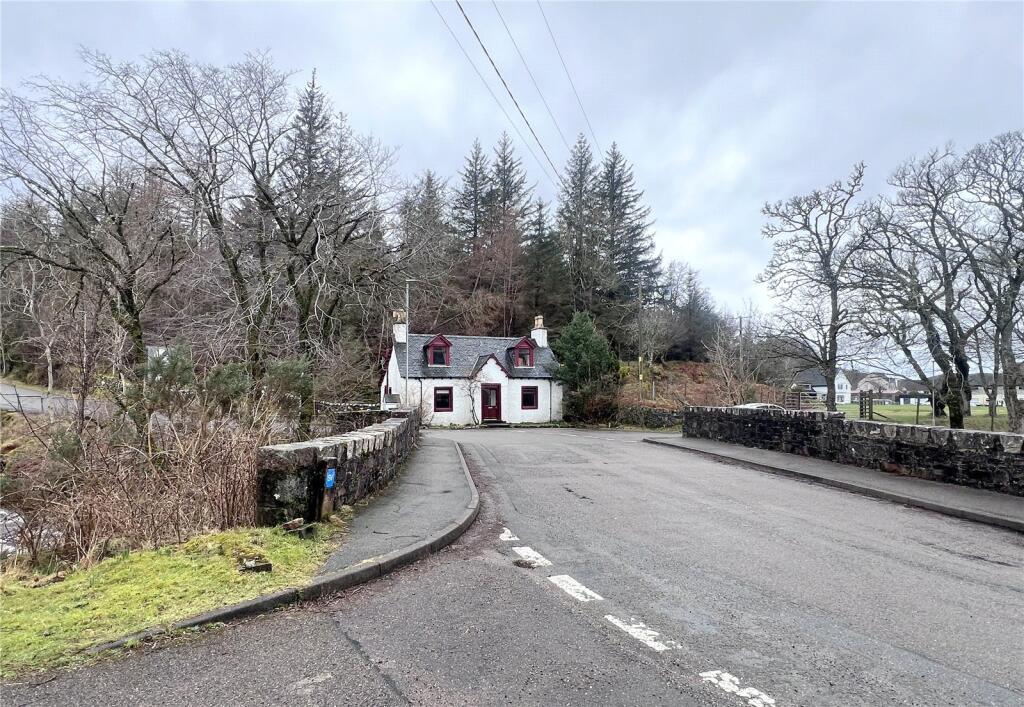 Main image of property: Rose Cottage, 43 Lochinver, Loichinver, IV27