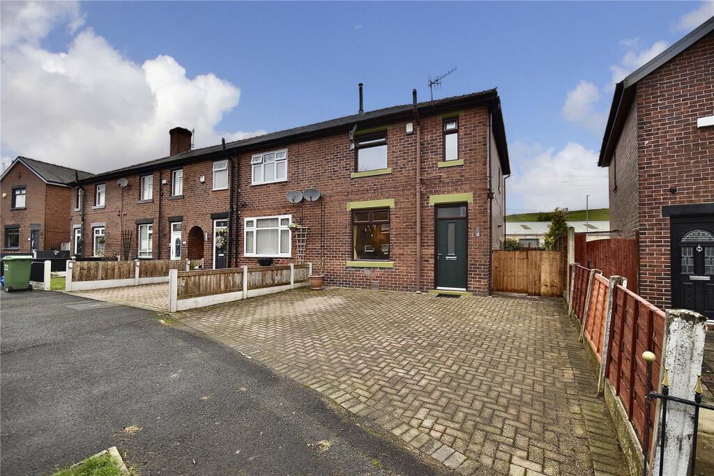 3-bed terraced on Cowie Street, Shaw, Oldham, Greater Manchester, OL2, £199,950