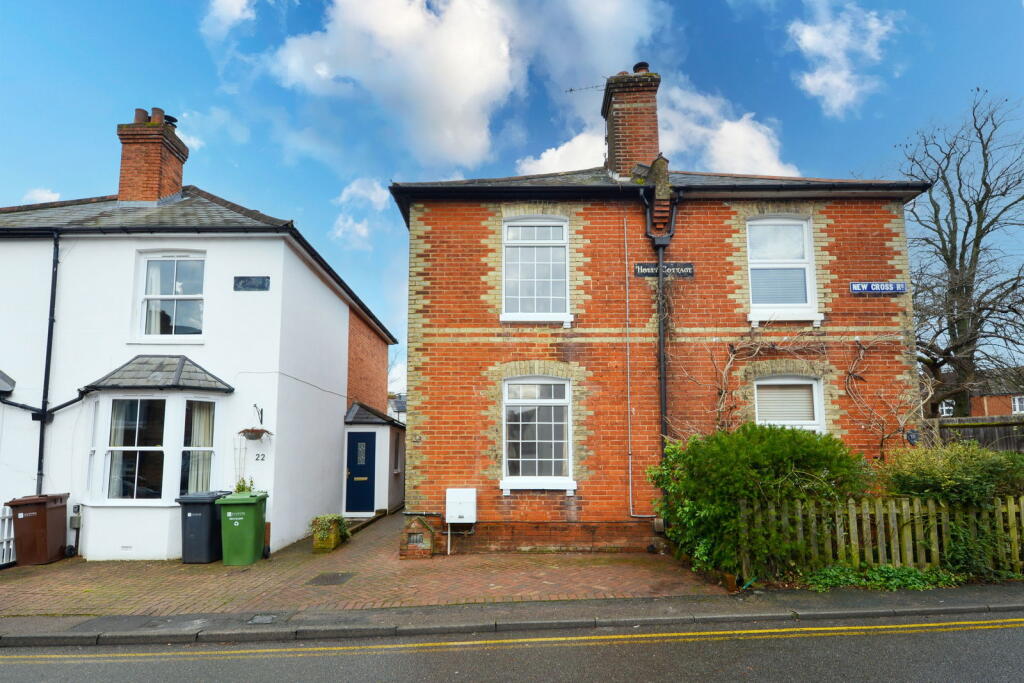 Main image of property: New Cross Road, Guildford, GU2 9NS