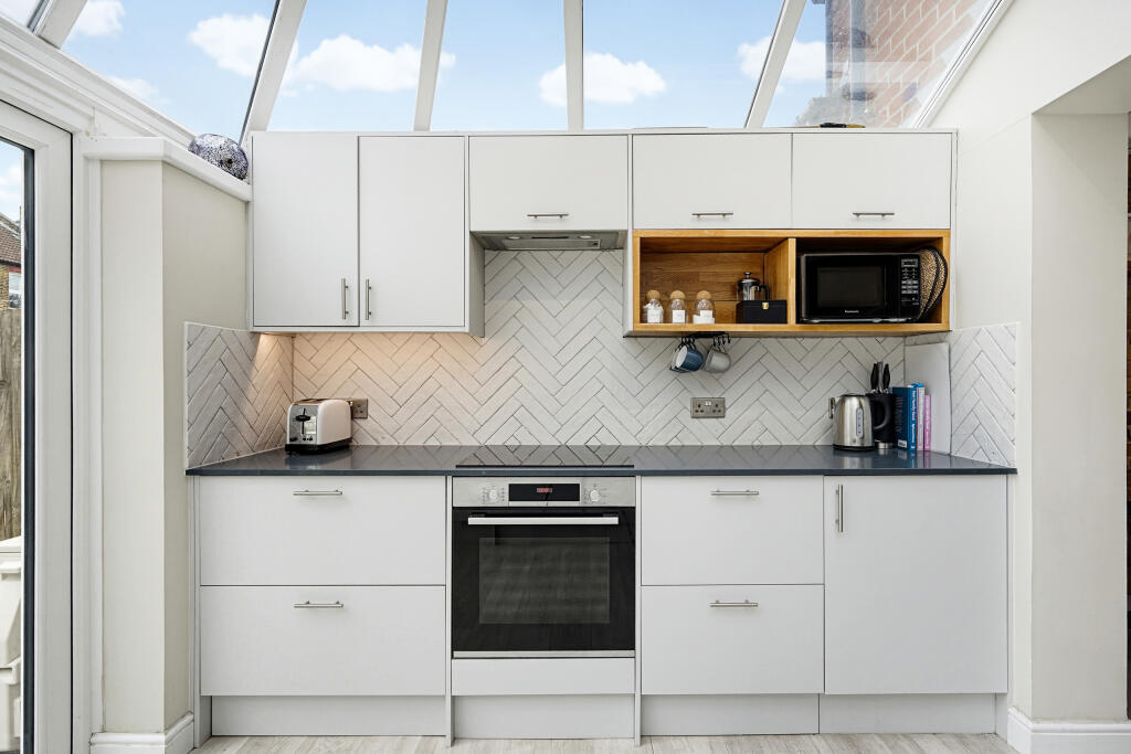 House in London, Hanwell - View 3