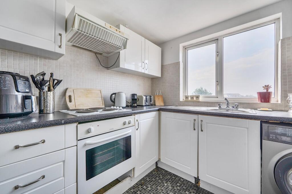 Apartment in London - More