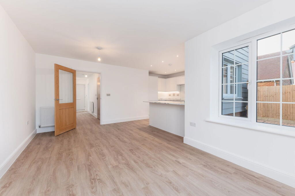 Plot 3, The Orchard, St Nicholas At Wade. Birchington Kent. CT7 0NY photo 4