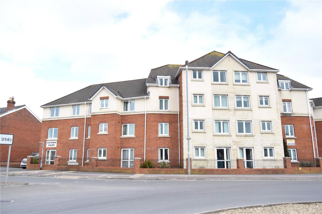 1-bed apartment on Victoria Court, Chard, Somerset, TA20, £70,000