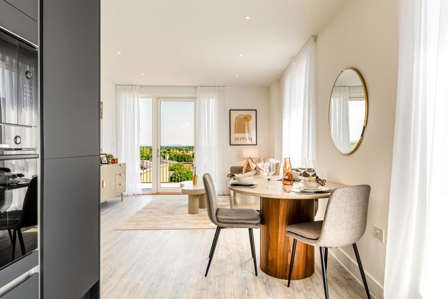 Apartment in Hounslow, Lampton, Heston - View 5