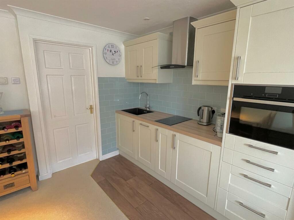 Fernhill, Charmouth, Bridport photo 4