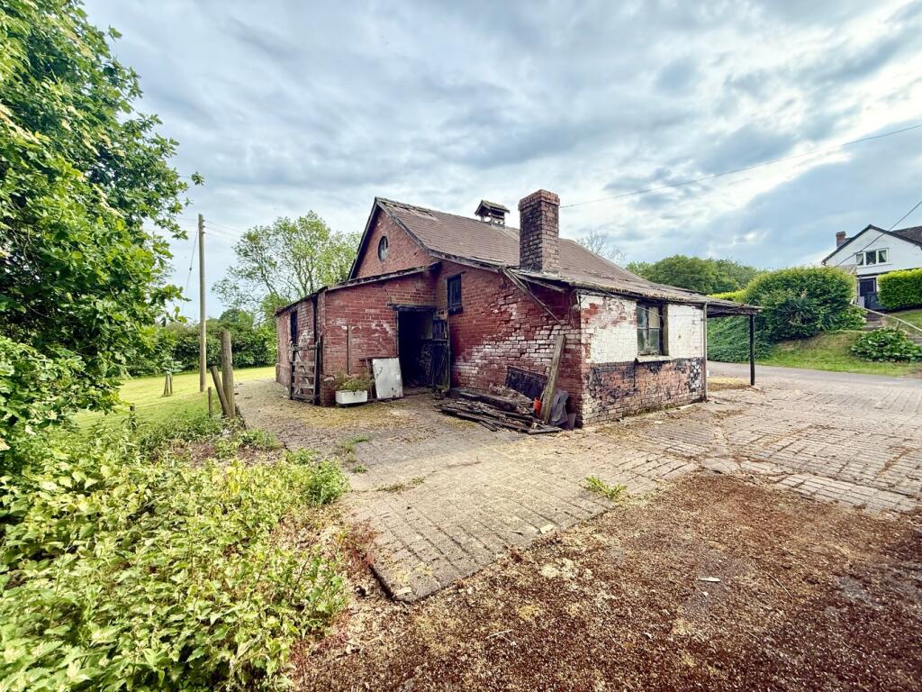 Llangybi, Usk, NP15 - View 6