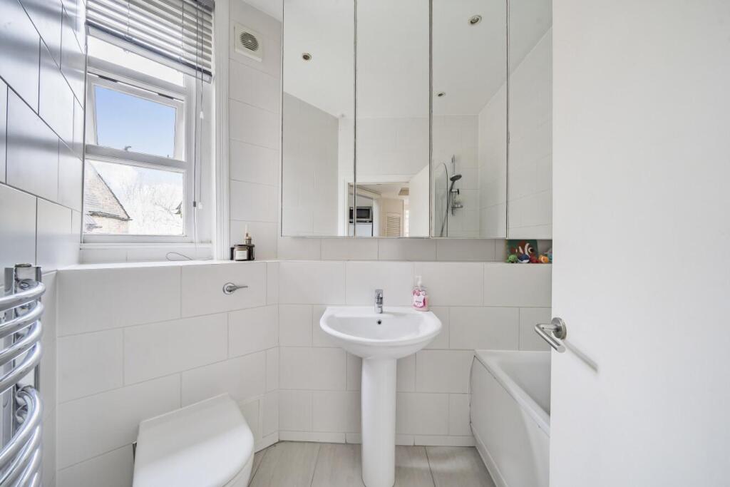 Apartment in London, Fortis Green, Muswell Hill - View 5