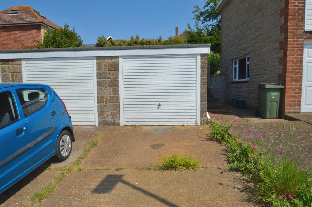 Granville Rise, Totland Bay photo 3