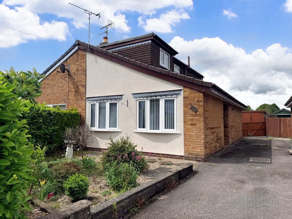 2-bed house on Lambert Road, Uttoxeter, £200,000