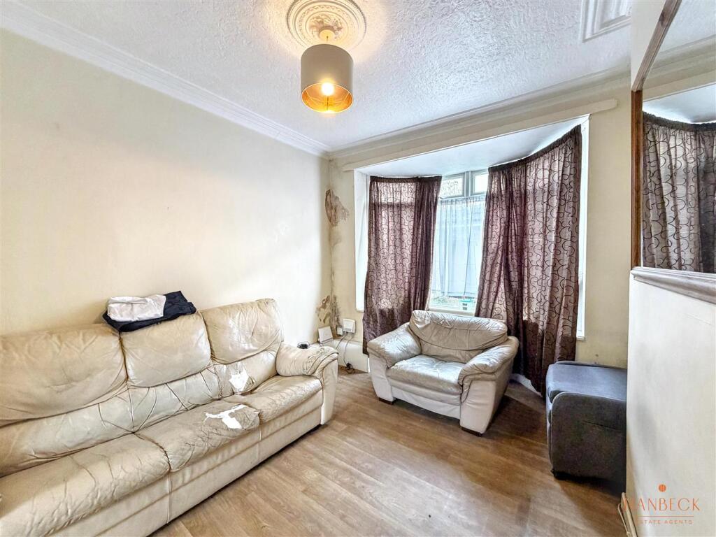 House in Hull, Kingston upon Hull - View 3