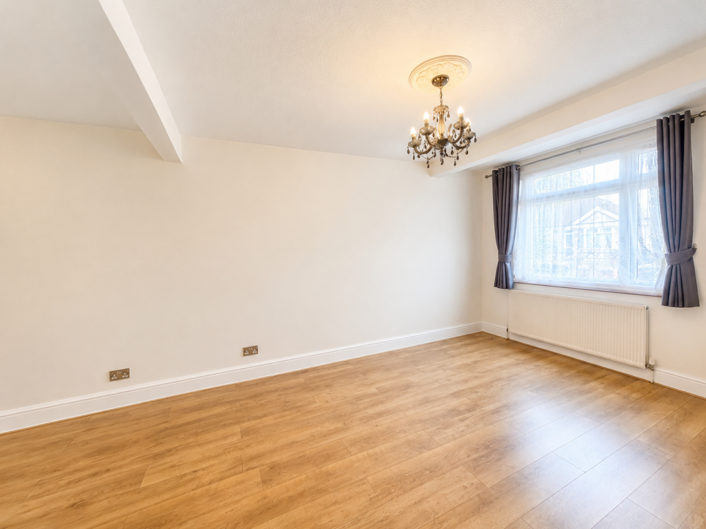 House in London - View 5