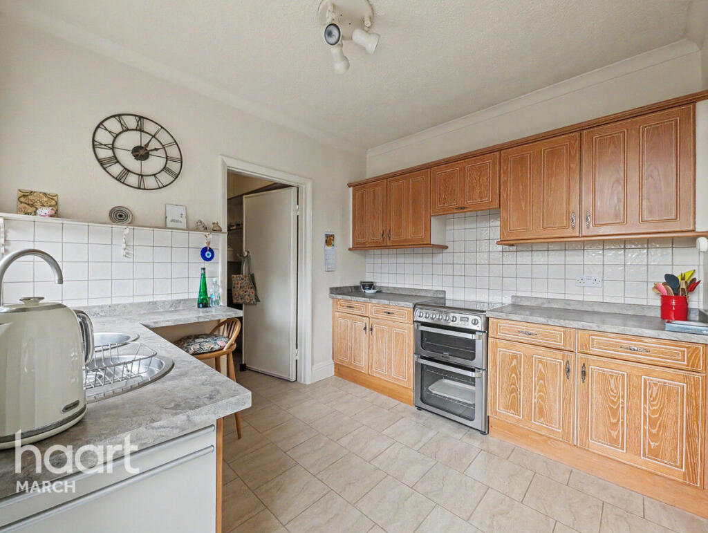 House in Peterborough - View 3