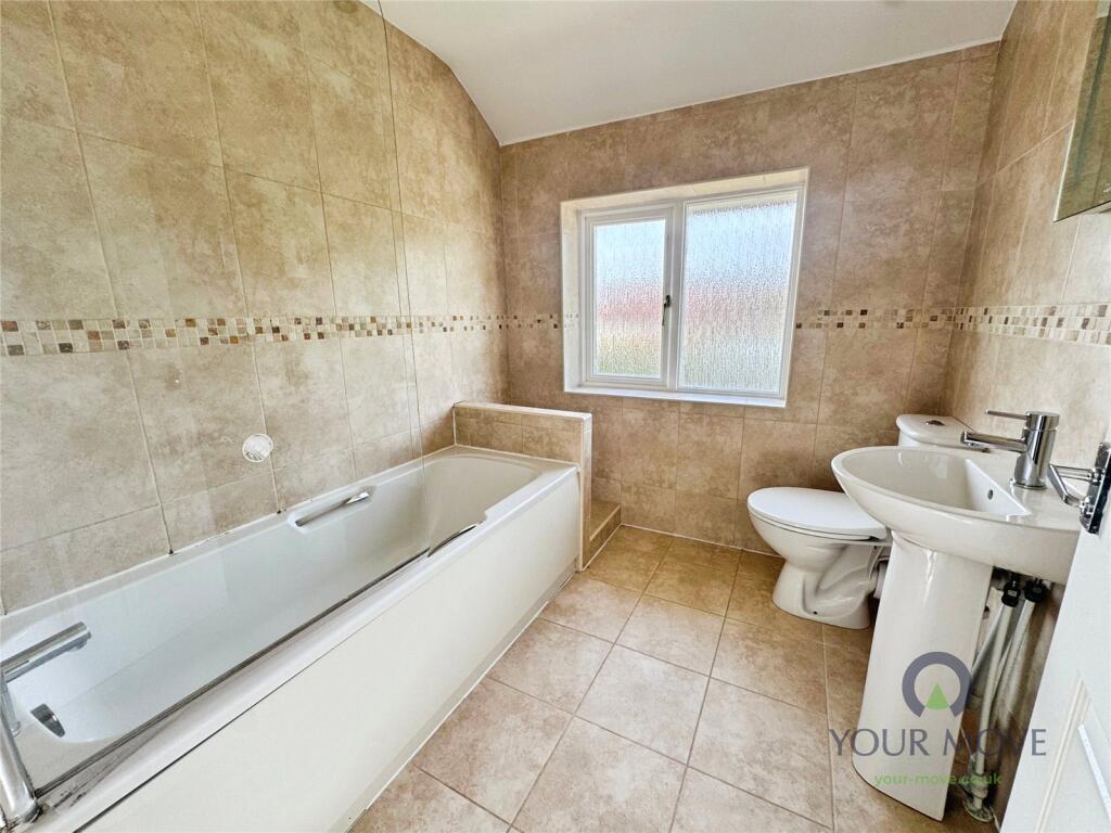 House in Dudley - View 5