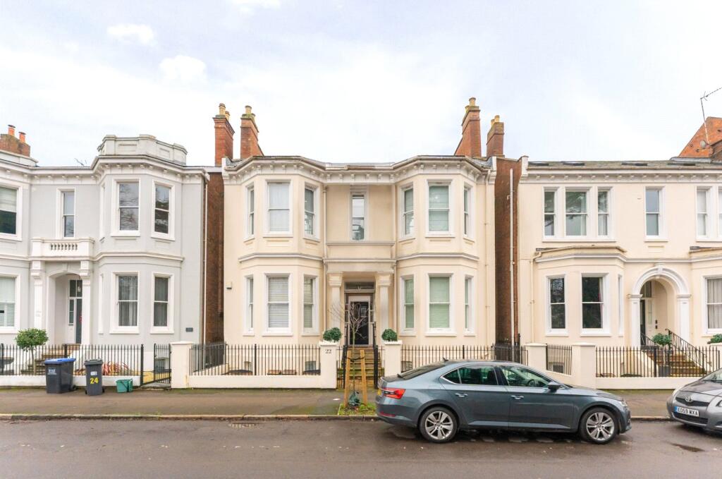 Main image of property: Leam Terrace, Leamington Spa, Warwickshire, CV31