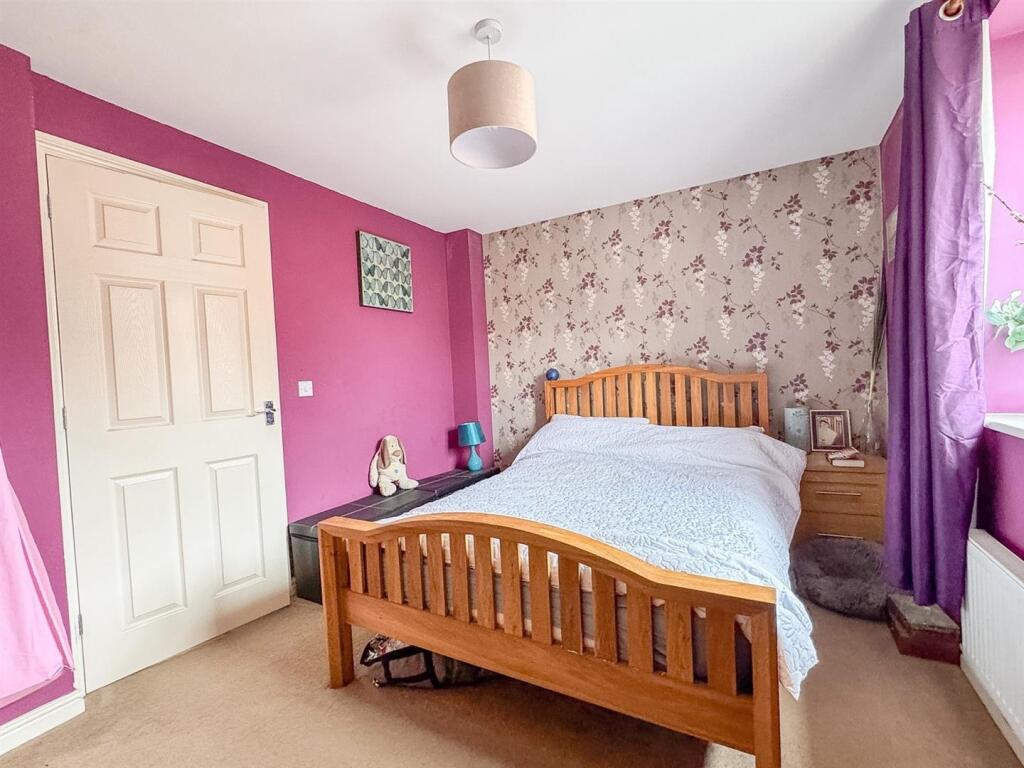 House in Weston-super-Mare, Locking Castle - More