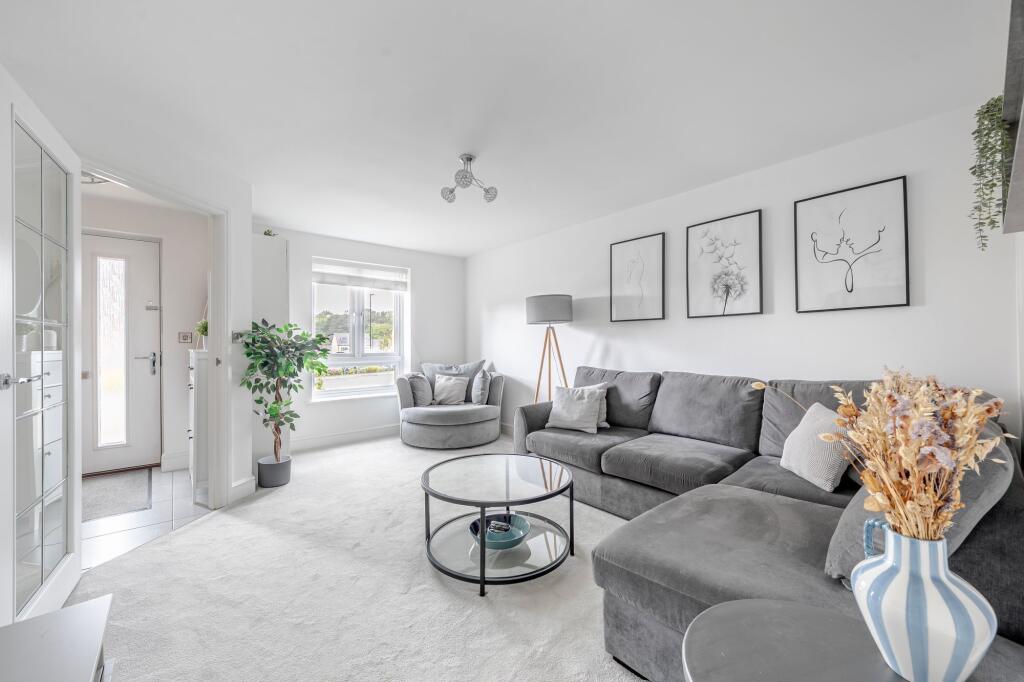 House in Harrogate, Harlow Hill - View 2