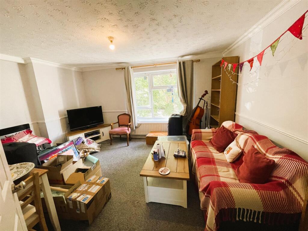 Apartment in Southampton, Wimpson - View 3