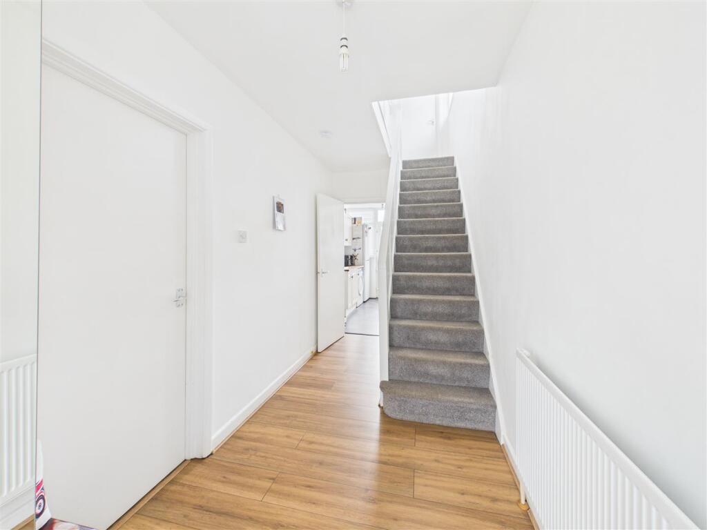 House in Coventry, Stonehouse Estate, Tollbar End - View 6