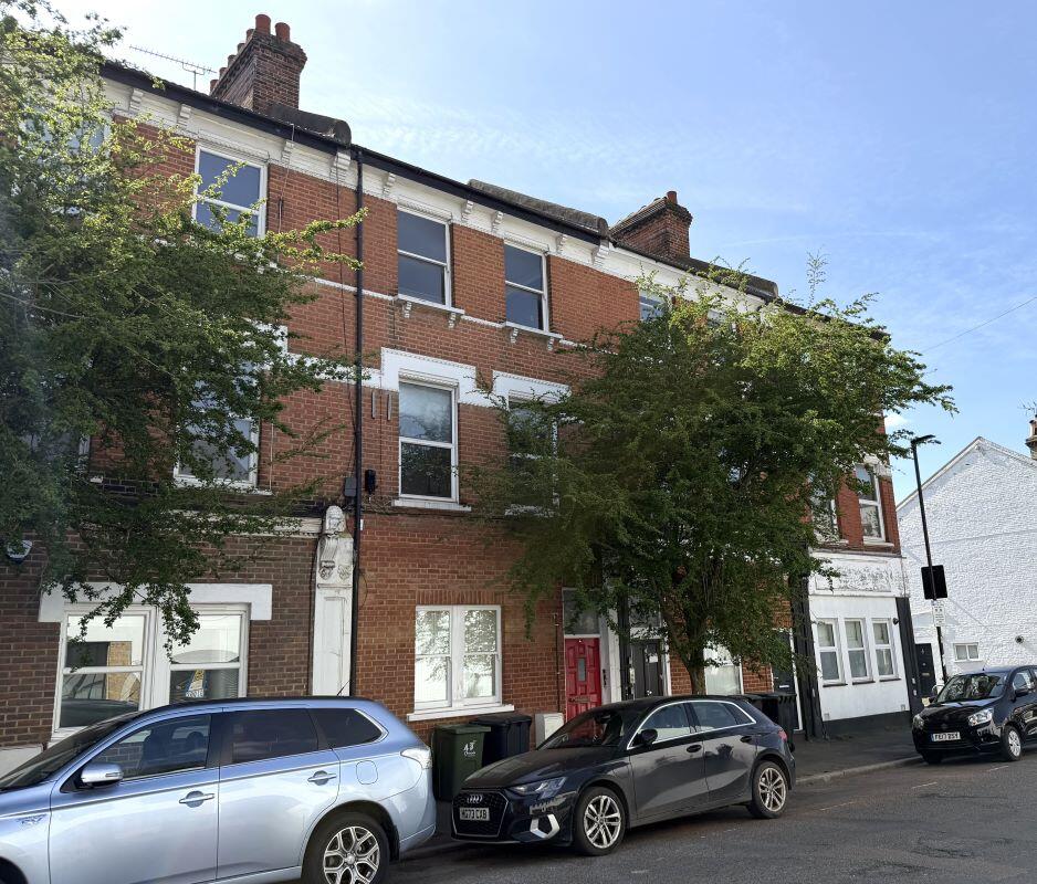 Main image of property: 48(C) Morrish Road, Streatham, SW2 4EG