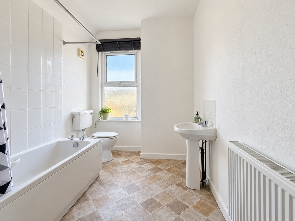 Chandos Street property thumbnail 10