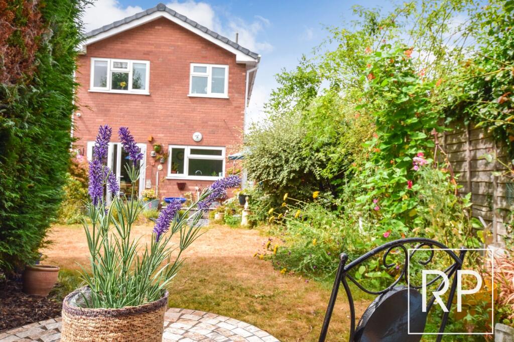 House in Wolverhampton, West Midlands - View 2
