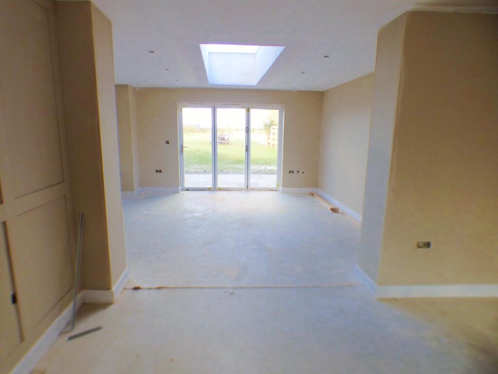 House in Mid Suffolk, Yaxley - View 3