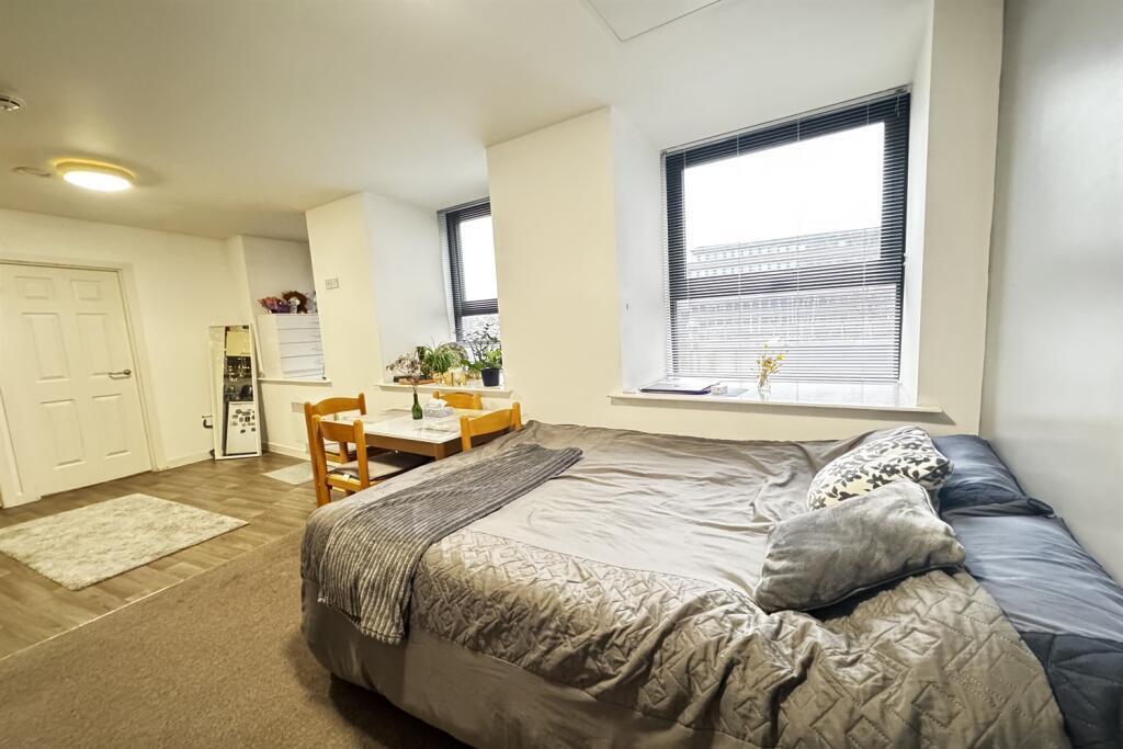 Main image of property: Spaniel Row, Nottingham, NG1 6EP