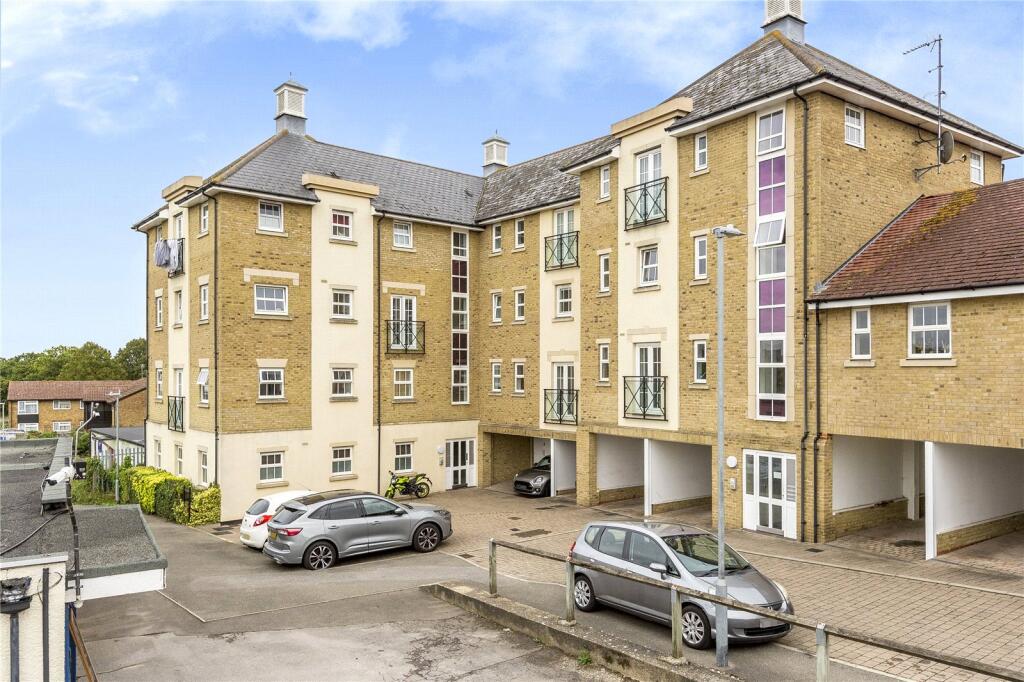 Main image of property: Chelwater, Great Baddow, Chelmsford, CM2
