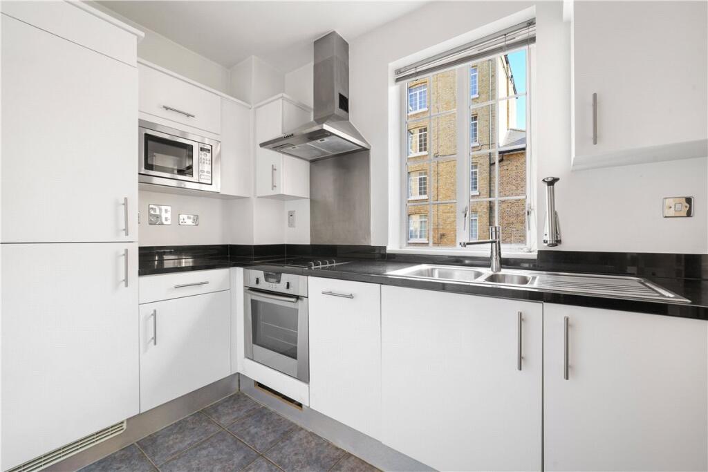 Main image of property: Castlereagh Street, London, W1H