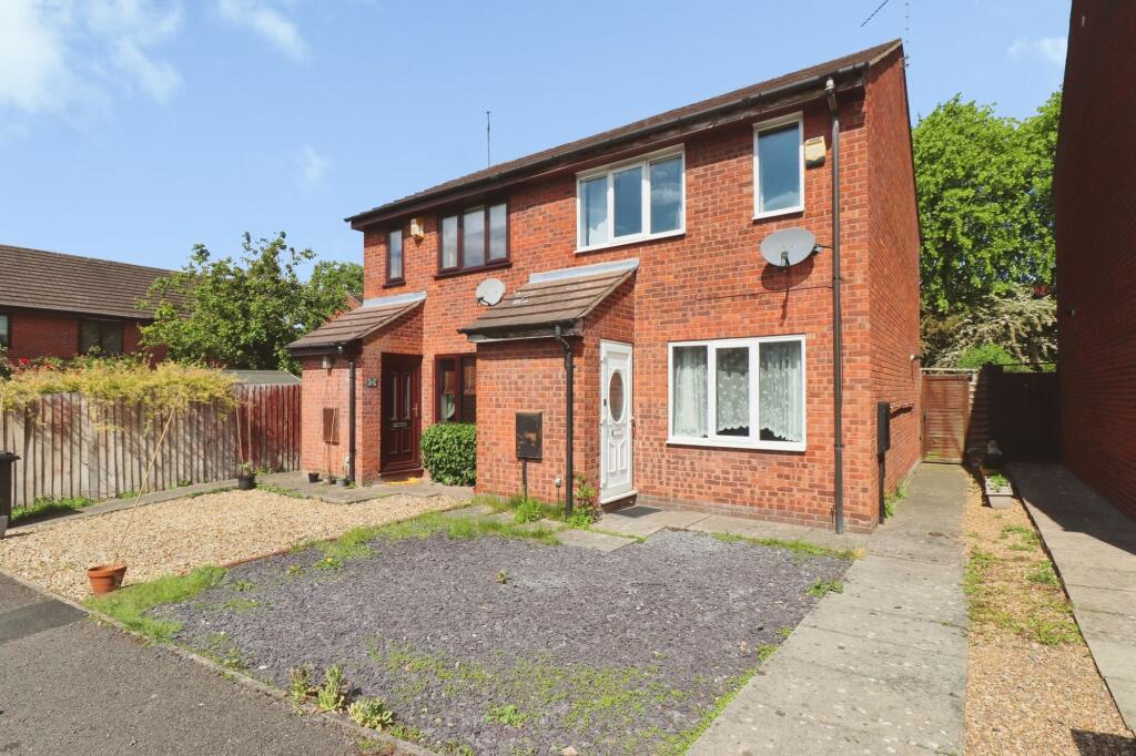Main image of property: Attleborough Road, Nuneaton, CV11