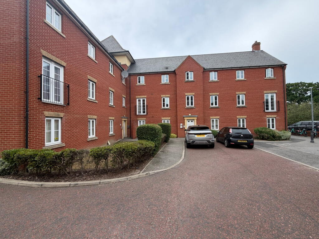 Main image of property: Chapman Place, Colchester, CO4 5ZJ
