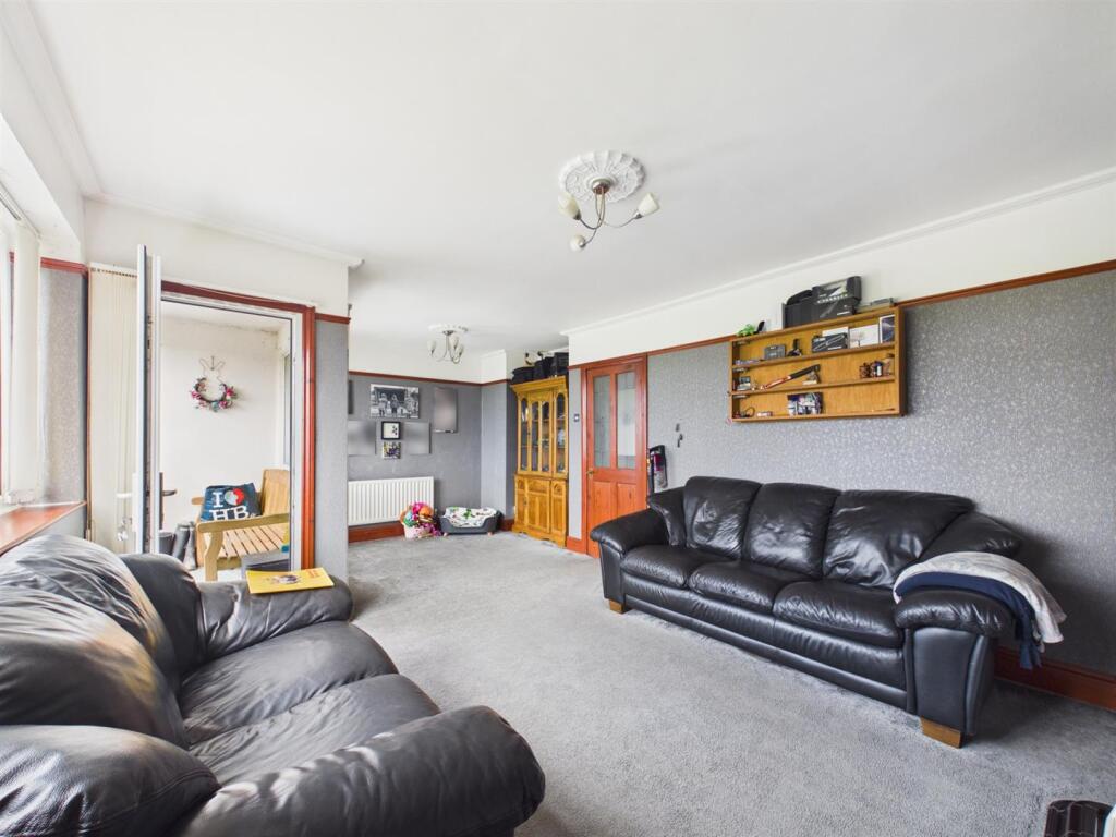 Town Meadow Lane, Wirral - More