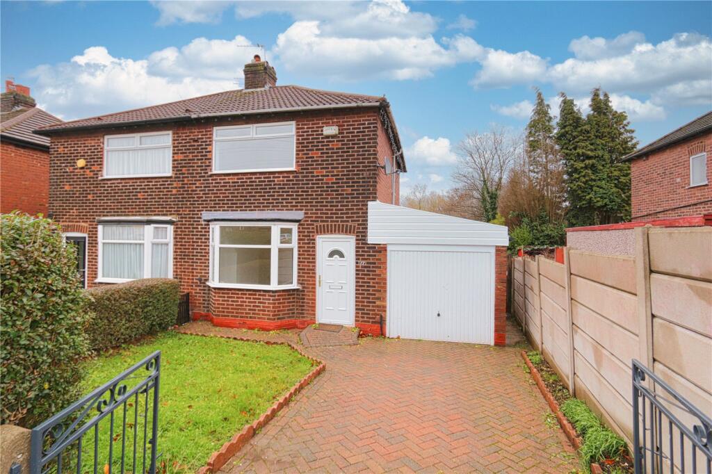 Main image of property: Moorfield Avenue, Denton, Manchester, Greater Manchester, M34